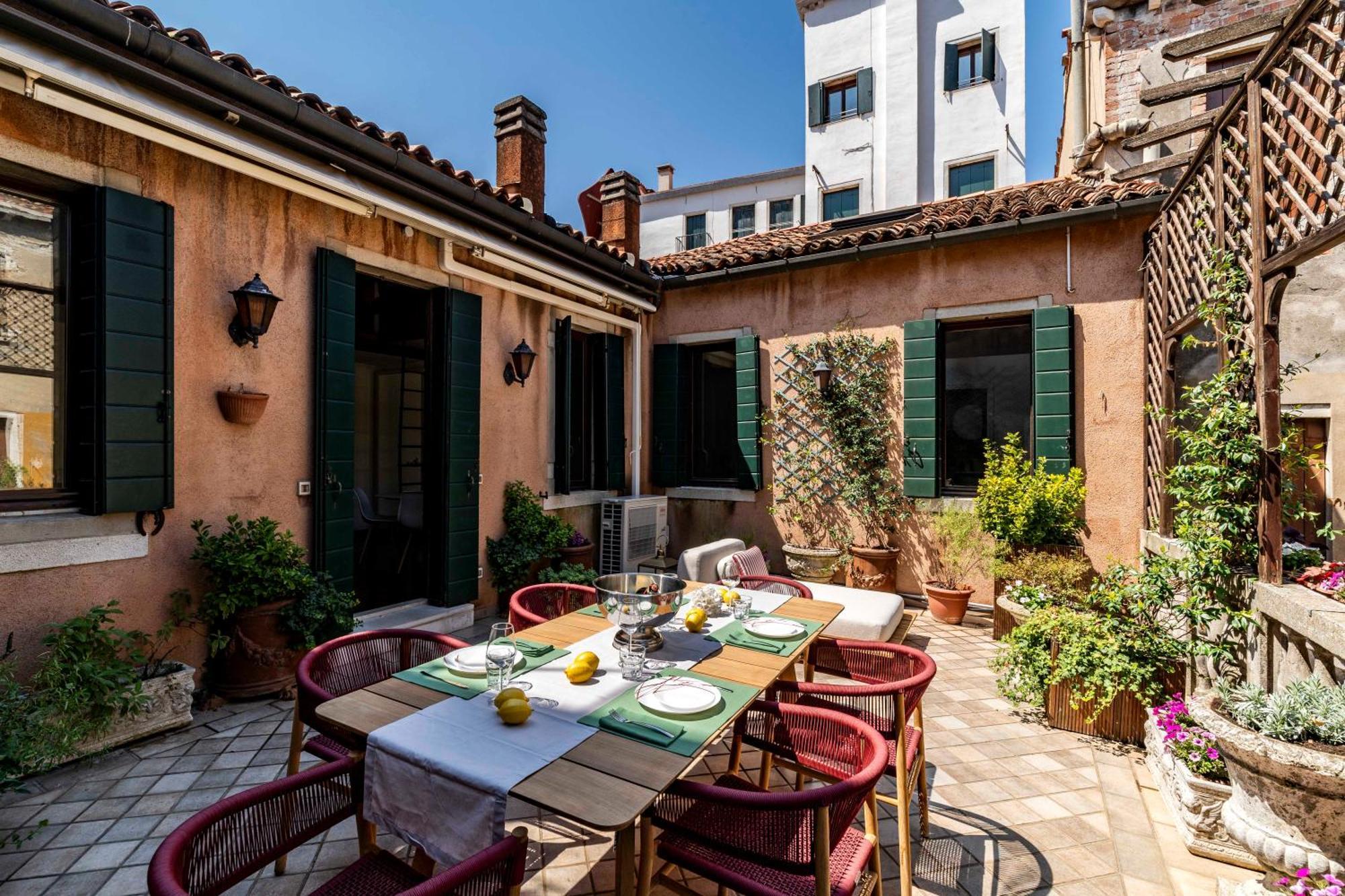 San Barnaba Palace R&R Венеція Екстер'єр фото